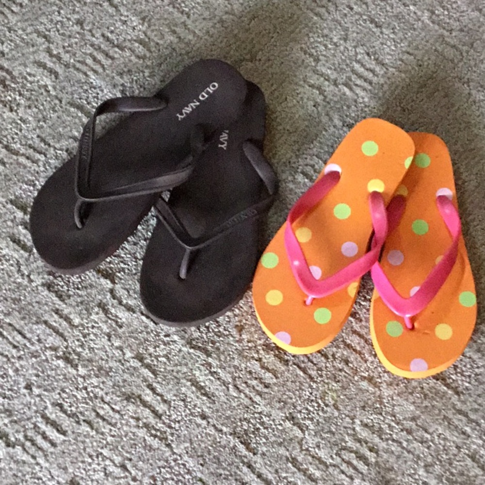 Flip Flops 2/6.00 brown and tangerine size 8